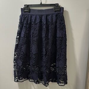 Ann Taylor navy lace a-line skirt, size 8